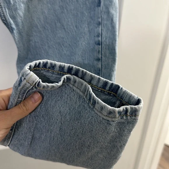 Dynamite High Rise Light Blue Jeans - Picture 4 of 10